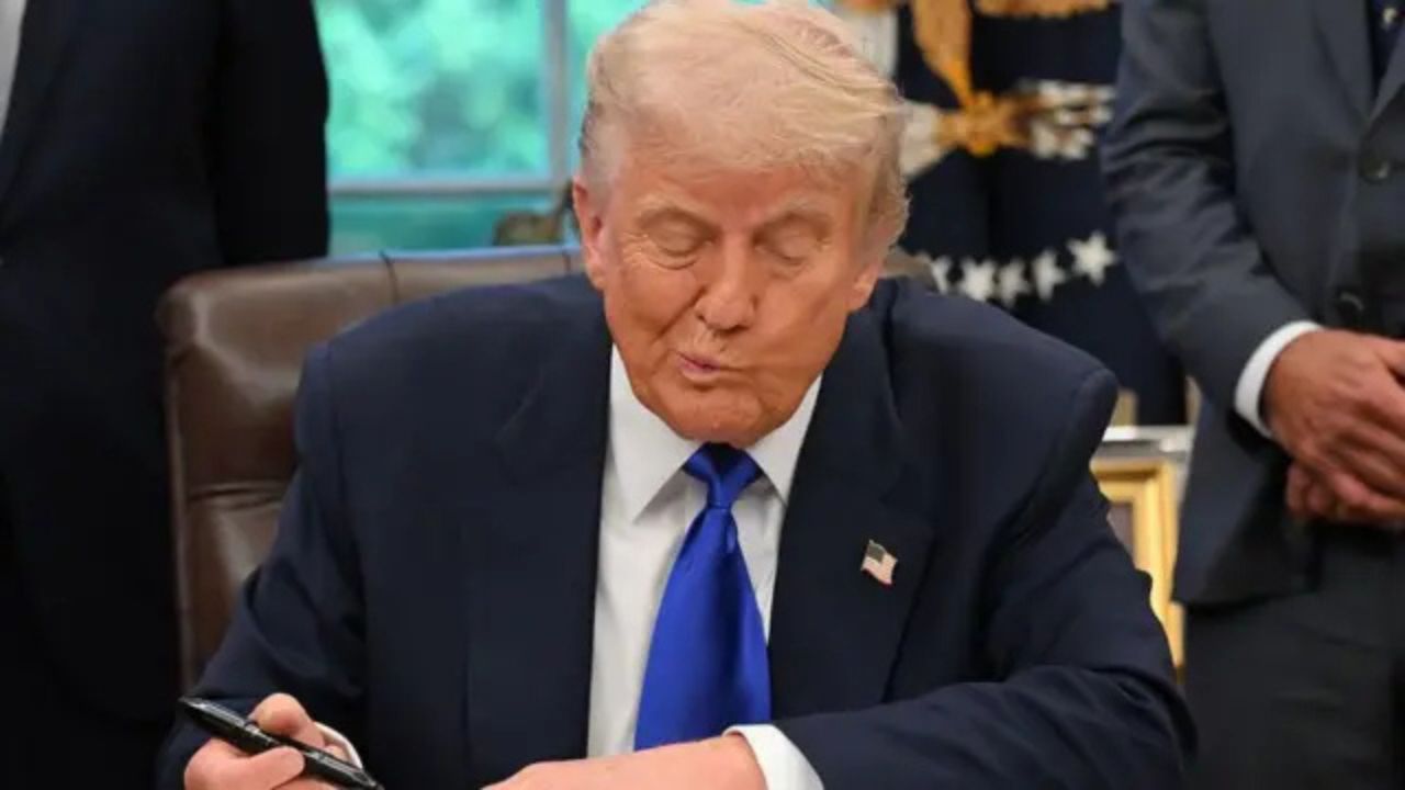 Juez federal en California anula el cobro de 100 mil dólares por nuevas peticiones de visa H-1B