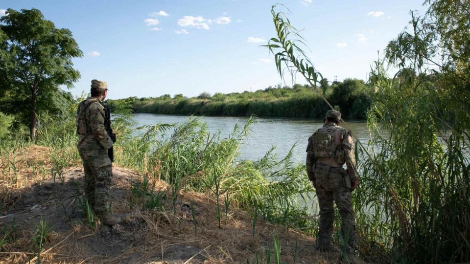 Guardia Nacional de EE UU dispara desde su territorio en contra de un mexicano