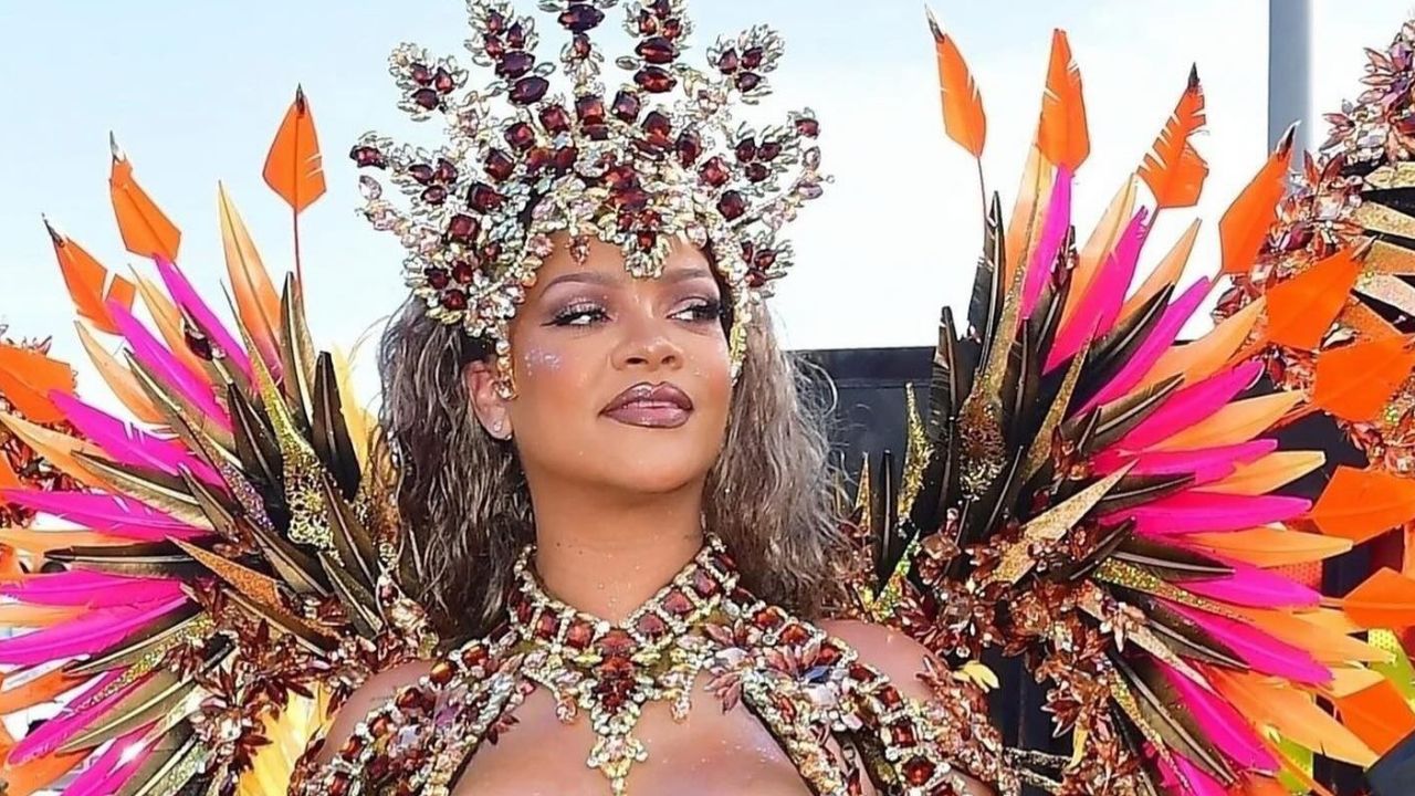 Regresa Rihanna al Carnaval de Barbados tras larga ausencia