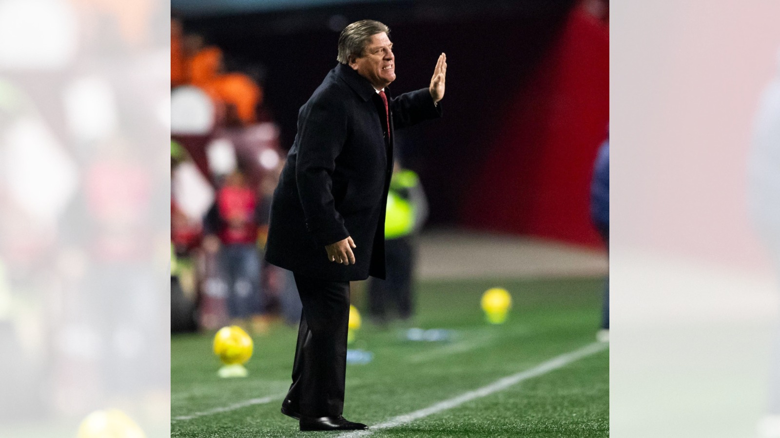 Miguel Herrera insulta a aficionado, tras empate entre Xolos y Querétaro