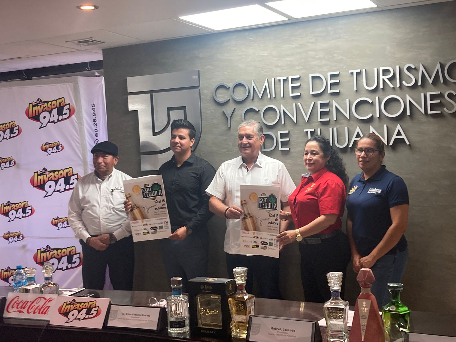 Además de las productoras de tequila habrá presentaciones artísticas en vivo y área de comida