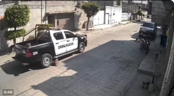 [VIDEO SENSIBLE] Atropella policía a perro y ocasiona su muerte