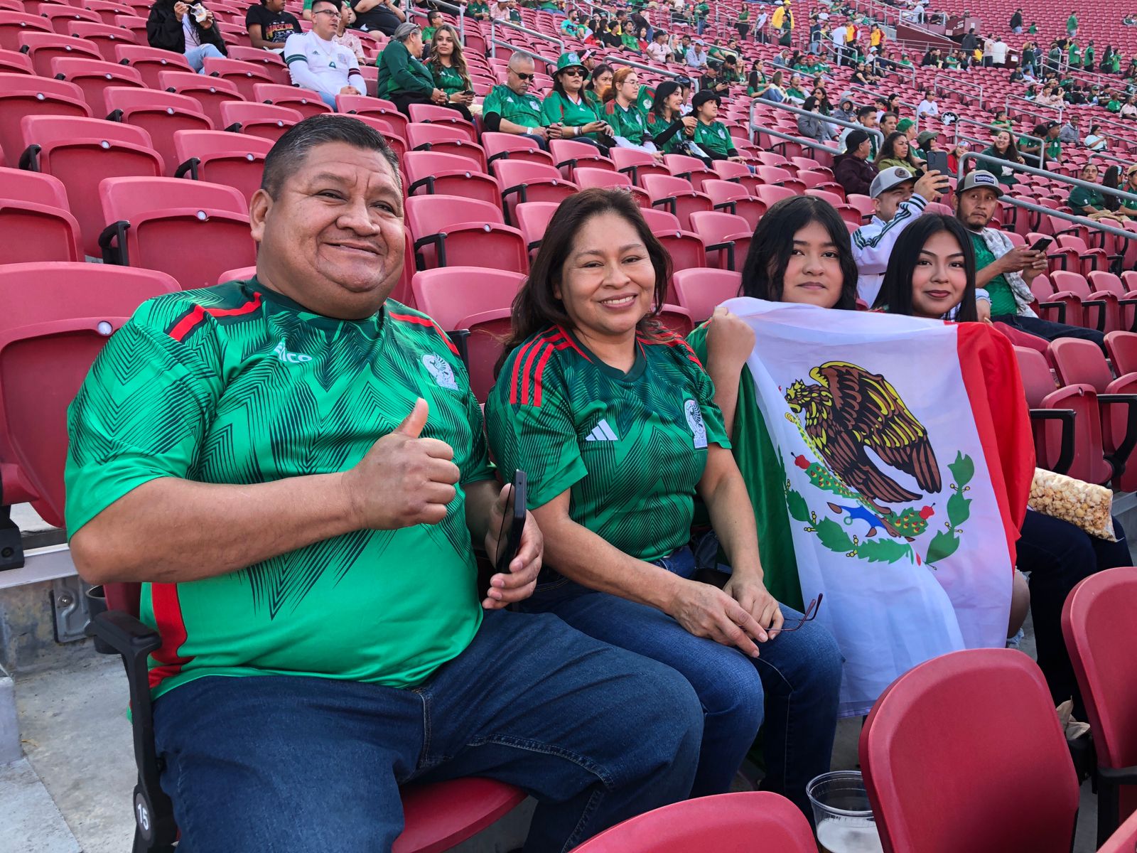 [GALERÍA] Fiesta de “fin de año” para el Tri en Los Ángeles