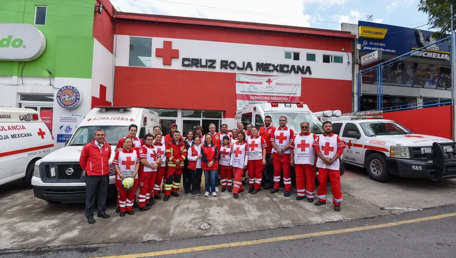 Cruz Roja mexicana llega a Acapulco a realizar labores de rescate