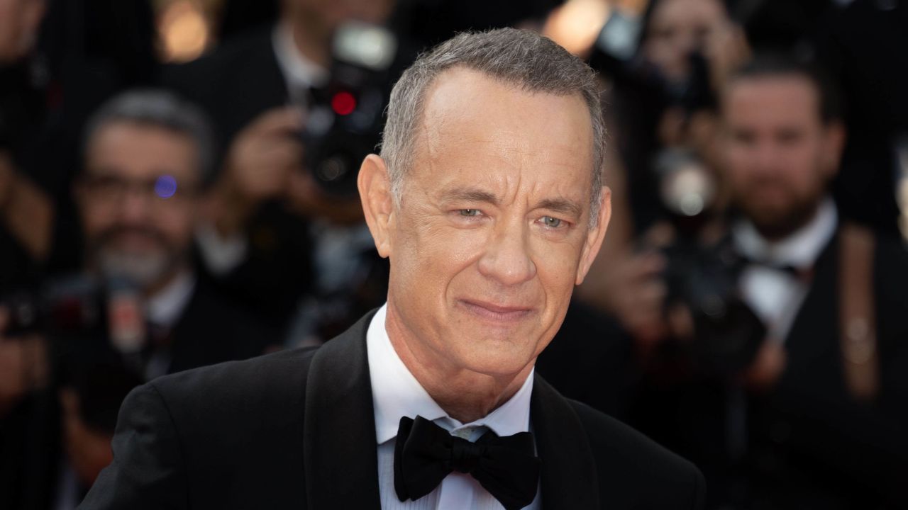 Tom Hanks denuncia uso fraudulento de su imagen por inteligencia artificial