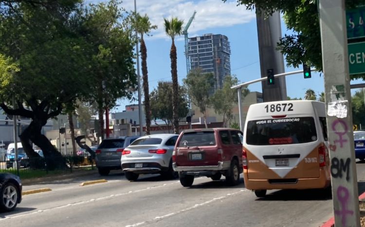 Ciudadanos pueden utilizar el carril del SITT