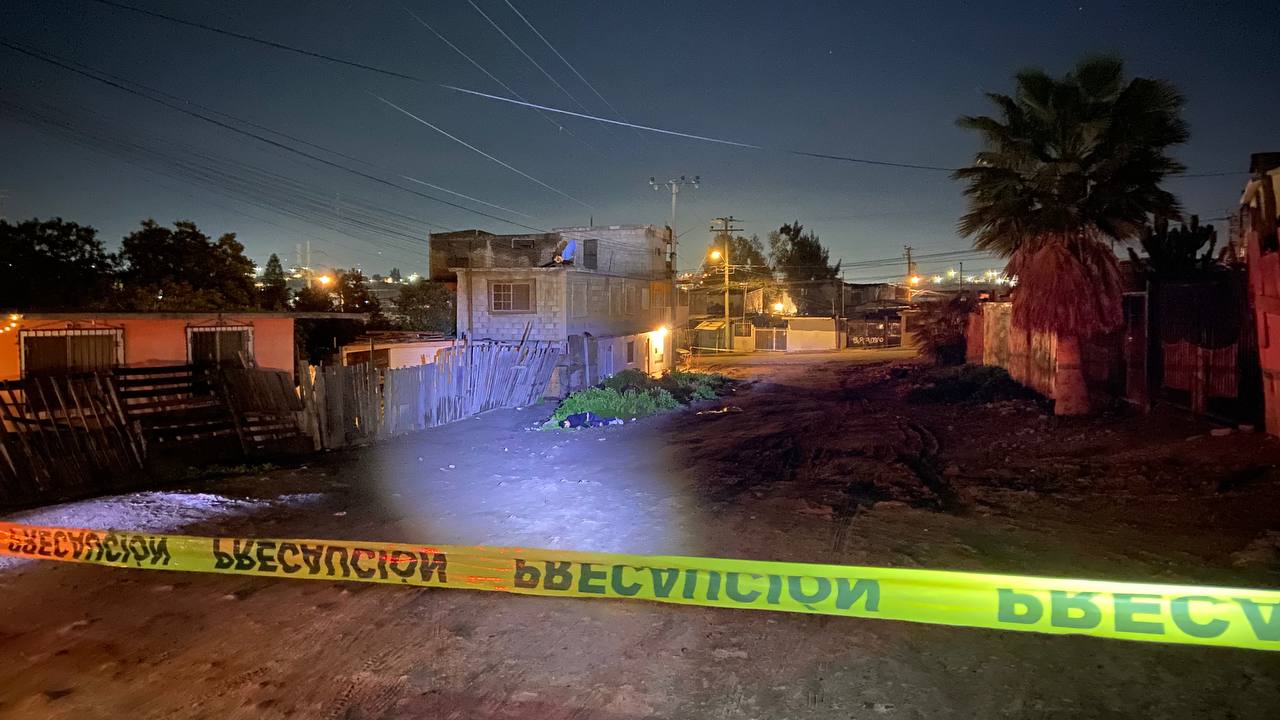 [VÍDEO] Encuentran restos humanos dentro de una maleta y balean a dos en Tijuana