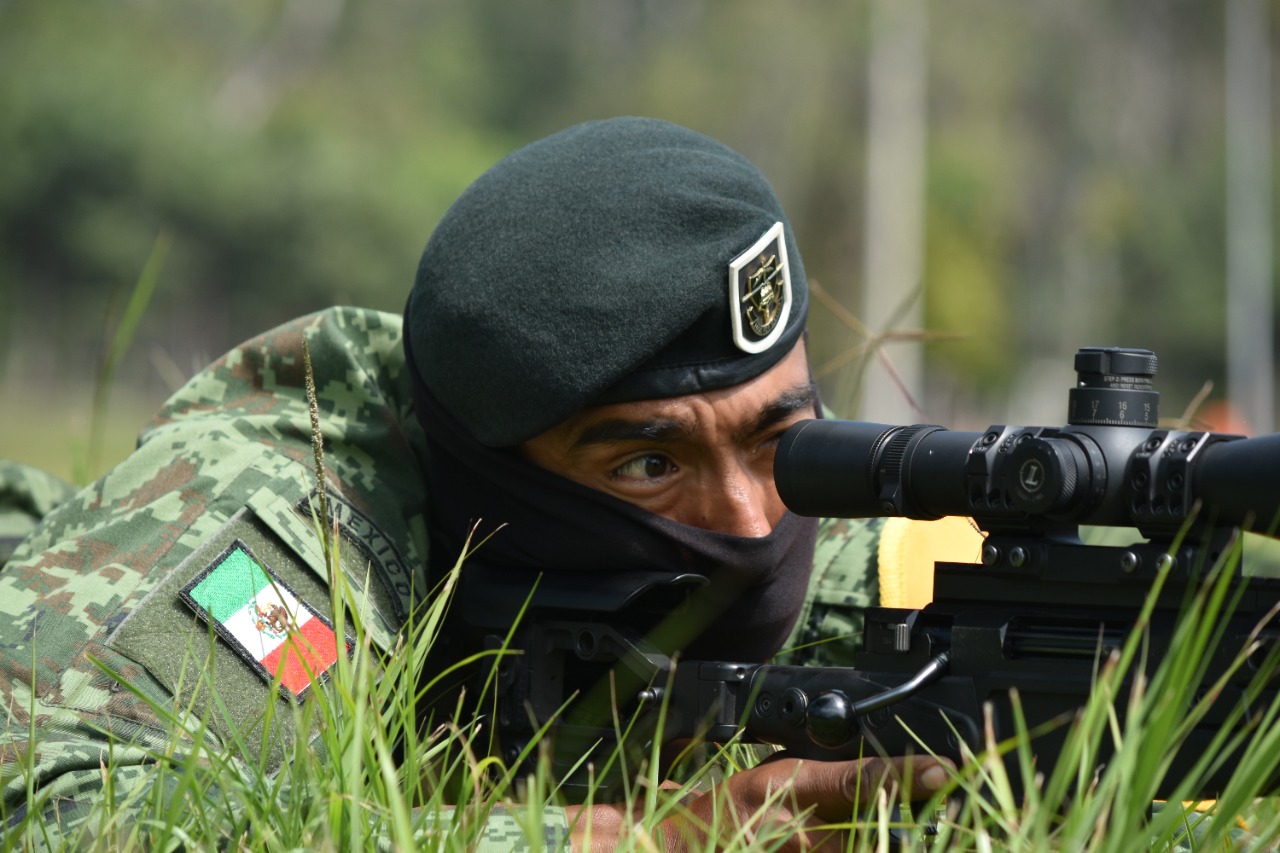 Creador de contenido digital se une a las Fuerzas Especiales del Ejército.