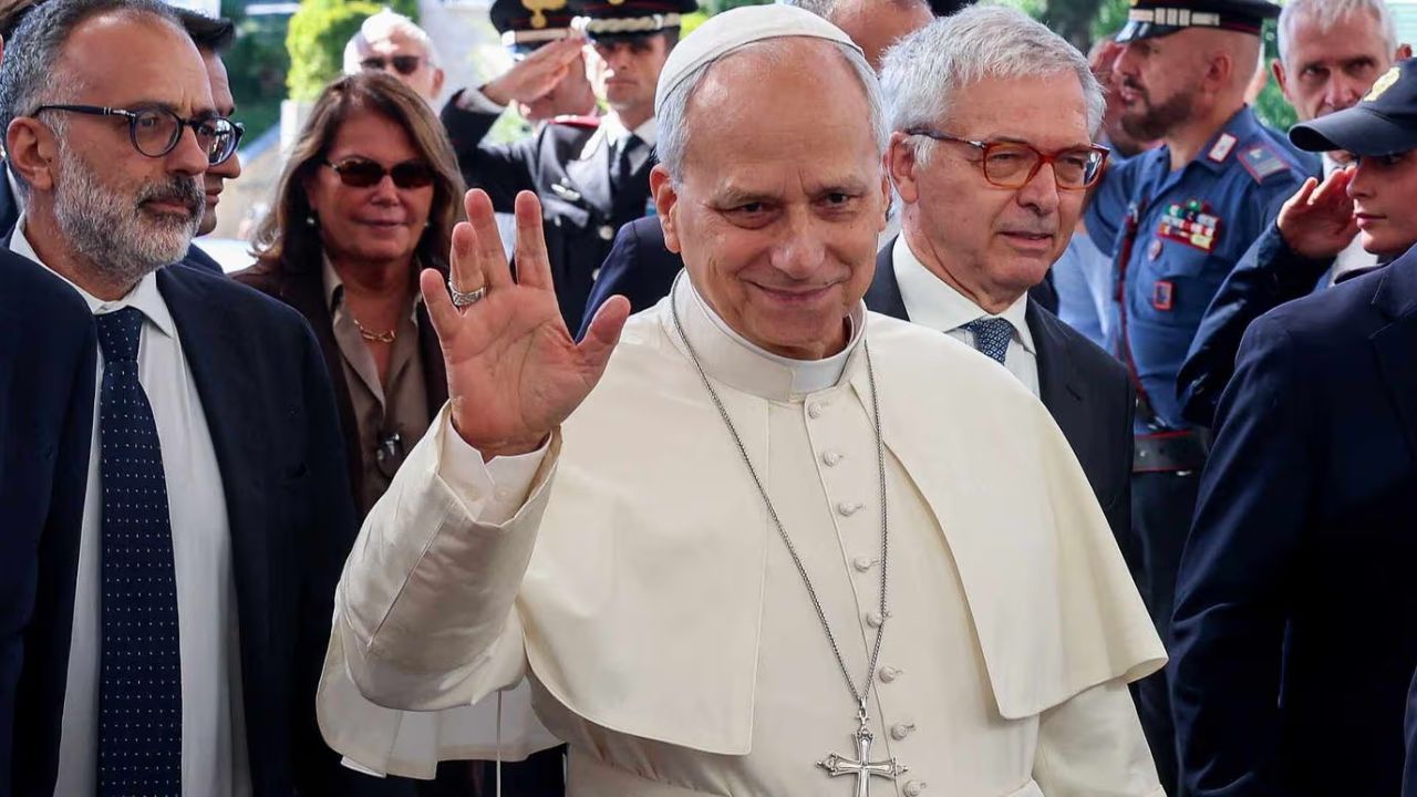 El papa León XIV es operado con éxito para retirarle un nódulo del pulmón