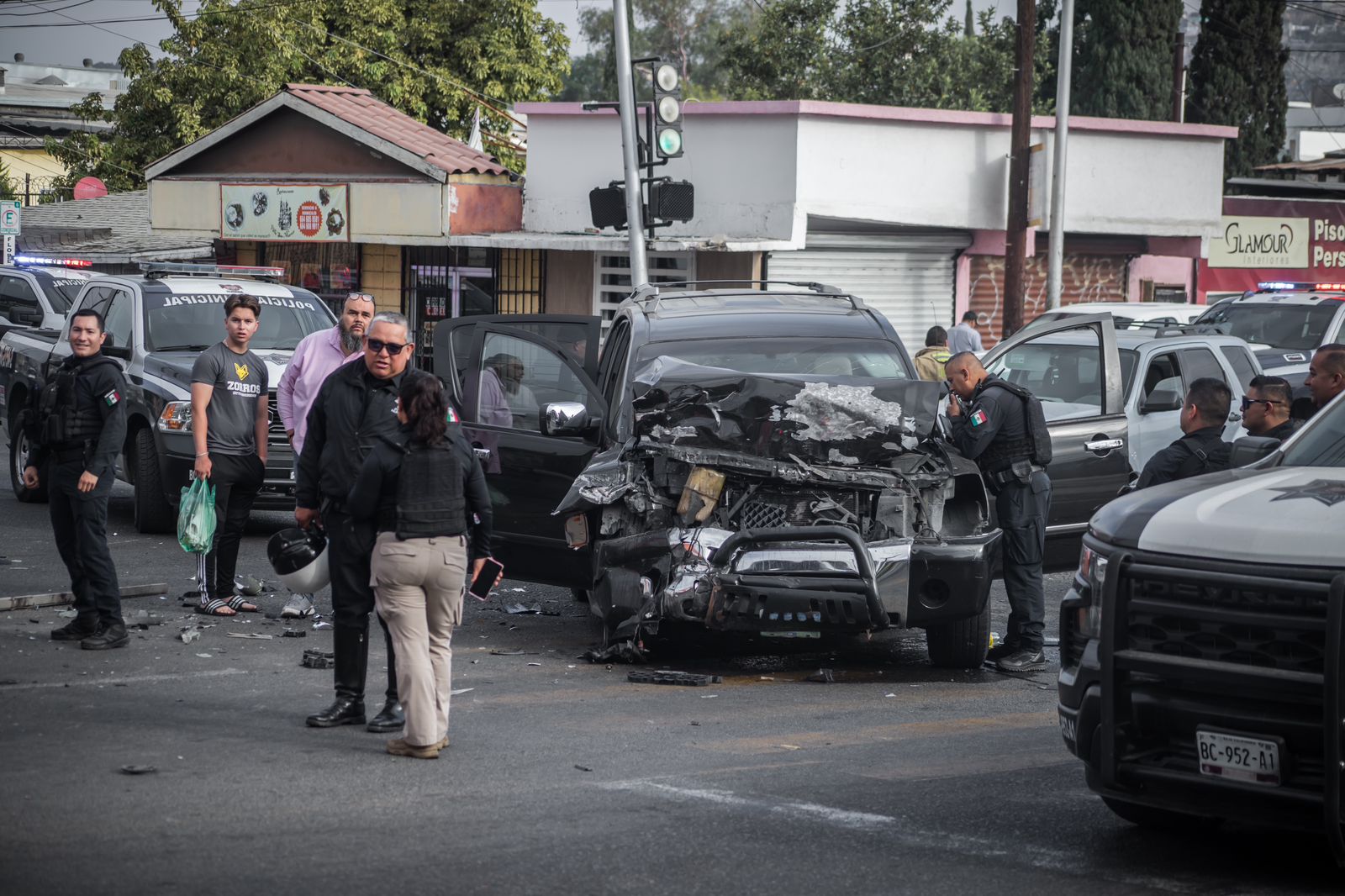 Provoca fuerte accidente persecución en la 20 de noviembre: Tijuana