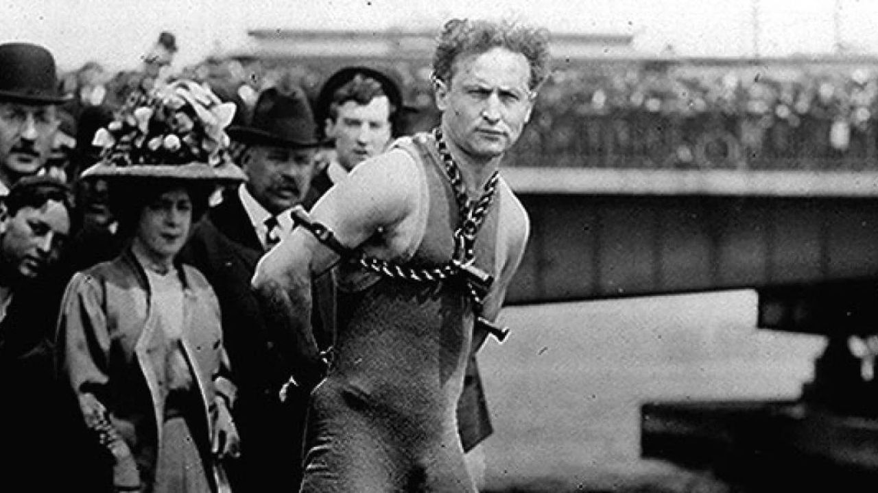 Harry Houdini: Maestro de la ilusión y la escapoligía