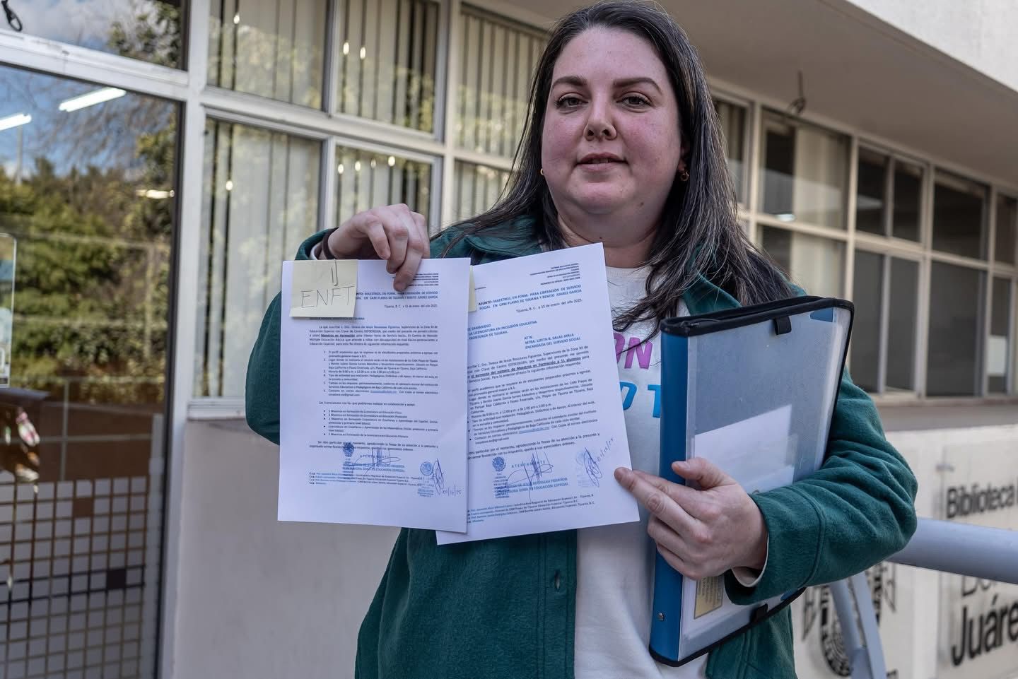 Padres de familia de el Centro de Atenci&oacute;n M&uacute;ltiple  Benito Ju&aacute;rez en Playas de Tijuana, piden mejorar el plantel que atiende a menores con discapacidad