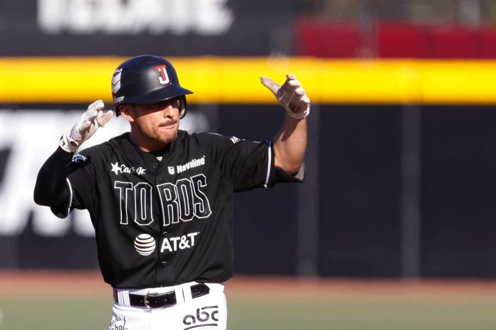 Isaac Rodríguez, primer pelotero de Toros en llegar a 700 hits