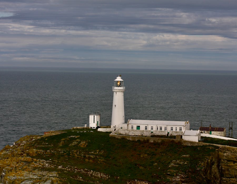 La historia del faro más antiguo del mundo