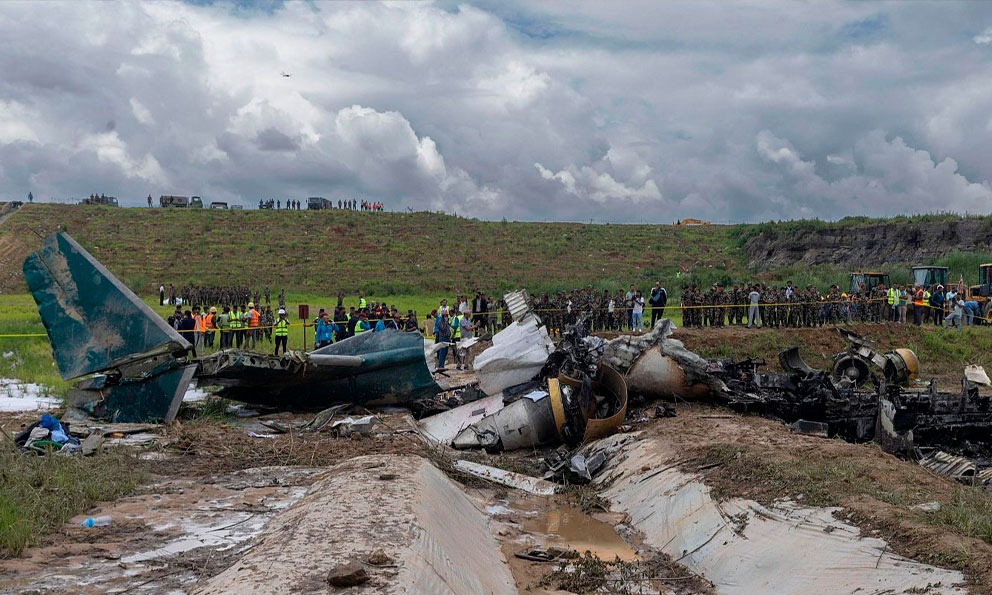 [VIDEO] Mueren 18 personas en accidente aéreo: Nepal