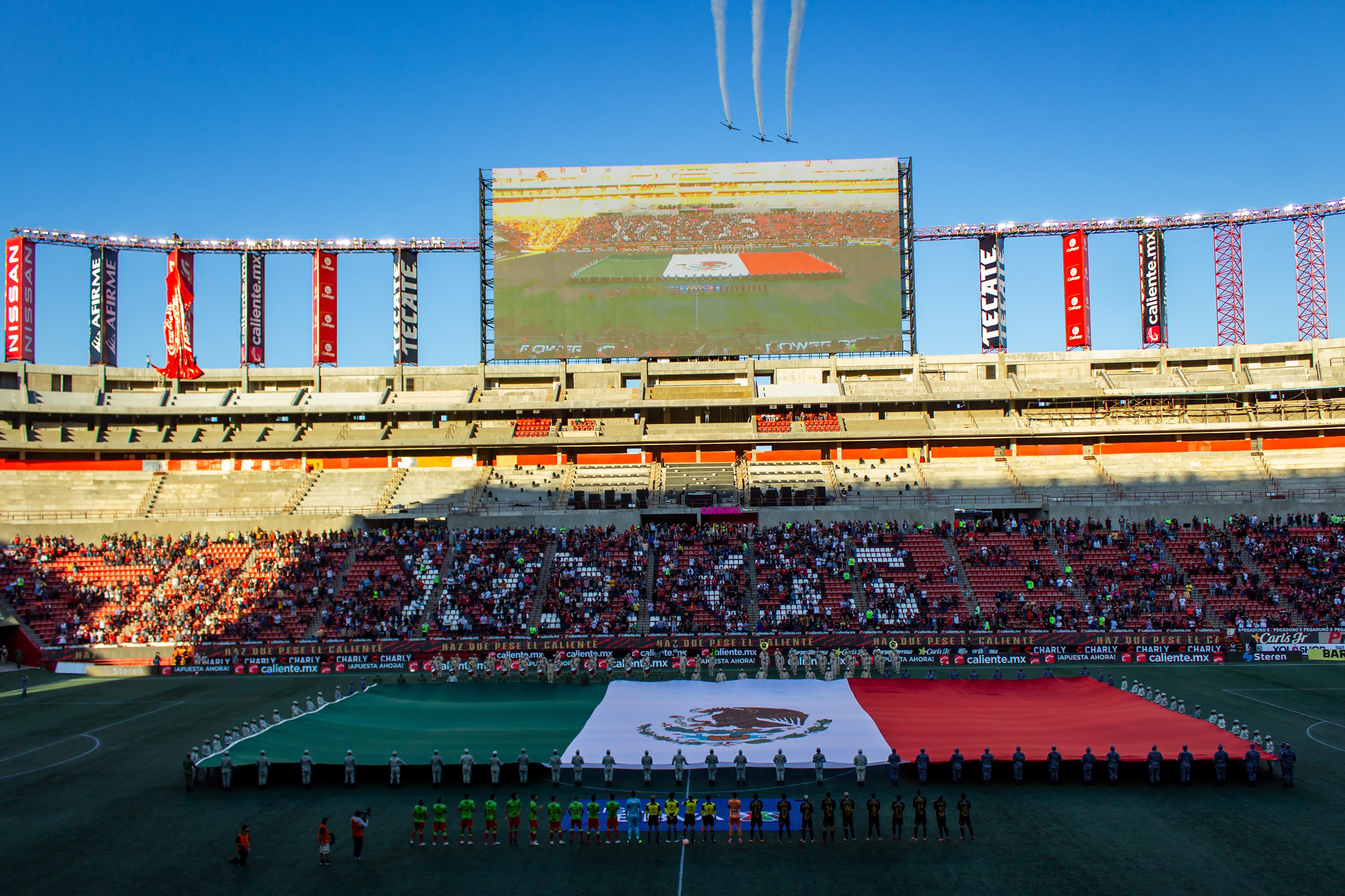 Doble partido en el Estadio Caliente