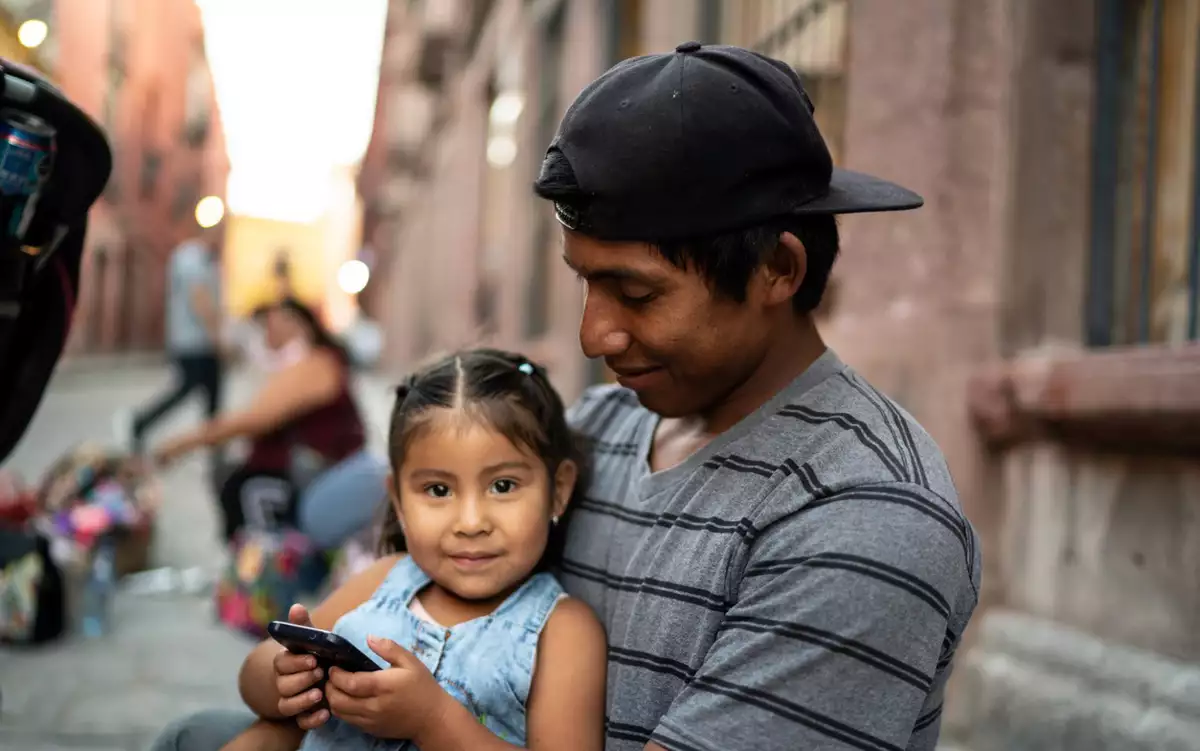 Celebrando el Día del Padre: Los héroes cotidianos