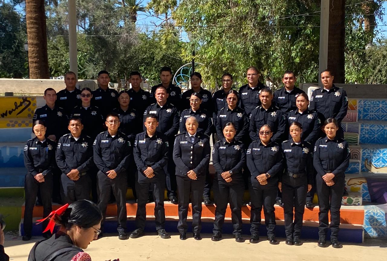 Toman protesta 25 nuevos elementos de policía municipal en Mexicali