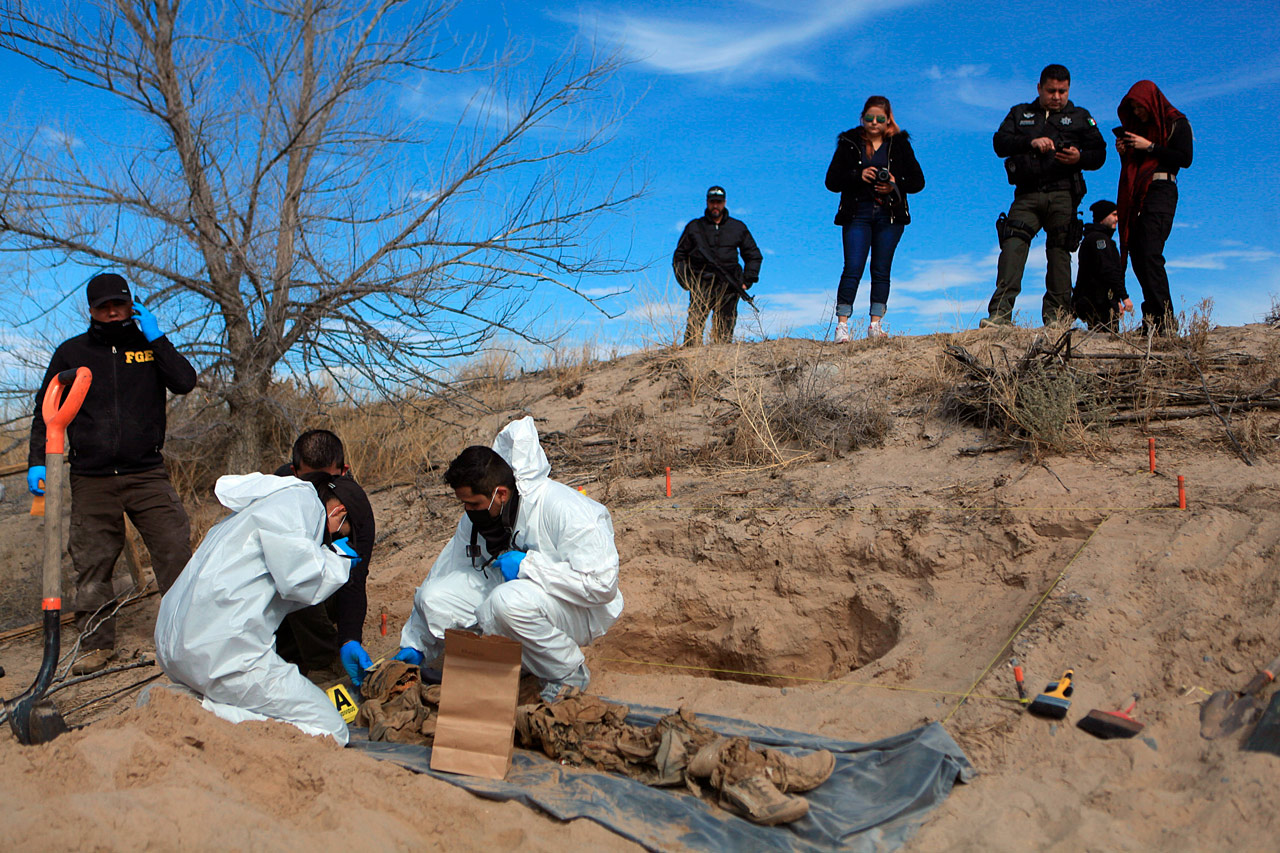 Más fosas: Encuentran 12 cadáveres en Reynosa