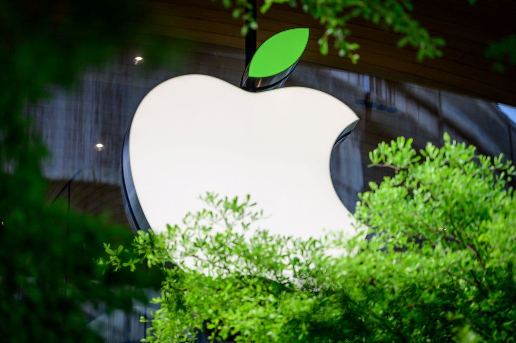 Acusan a Apple de brindar información falsa en su publicidad