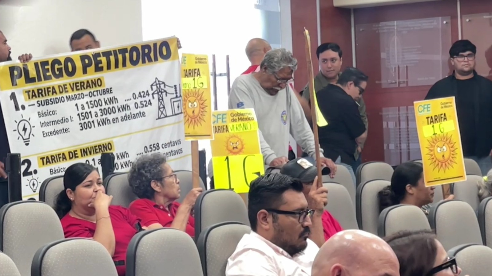 Habitantes del Valle de Mexicali presionan al Congreso por tarifas eléctricas más justas