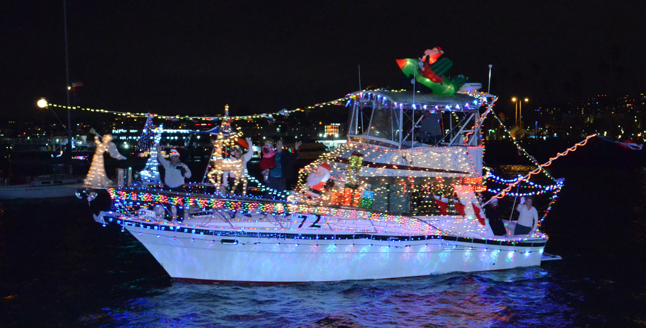 Llegará el Desfile de Luces a la Bahía de San Diego