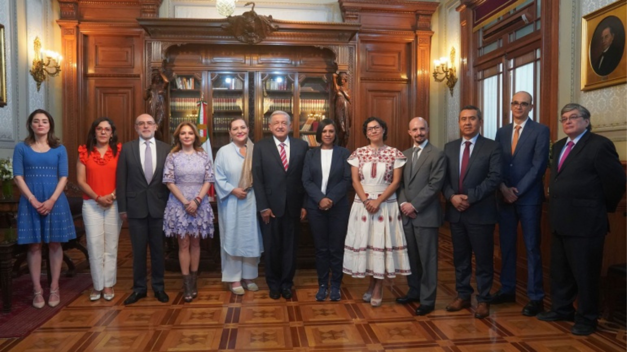 “El propósito es hacer realidad la democracia”: AMLO sobre reunión con INE