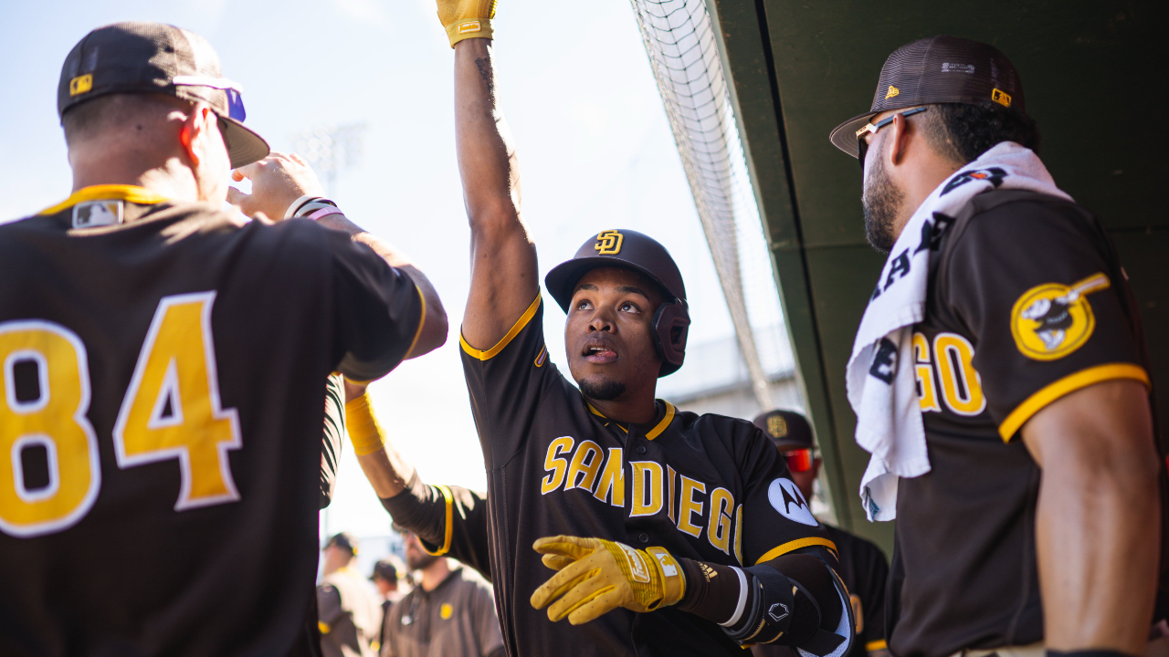 Los Padres retoman el camino del triunfo en la Cactus League