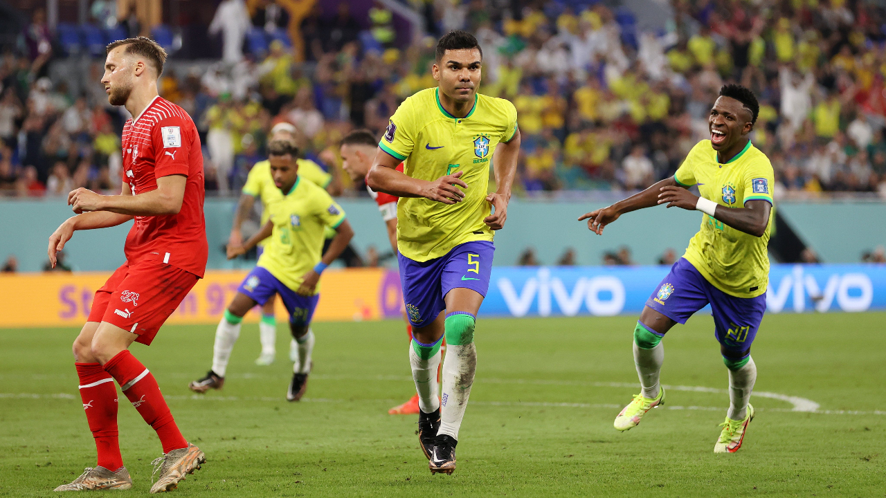 Casemiro marcó el gol del triunfo para Brasil. (Foto: Twitter @FIFAWorldCup)