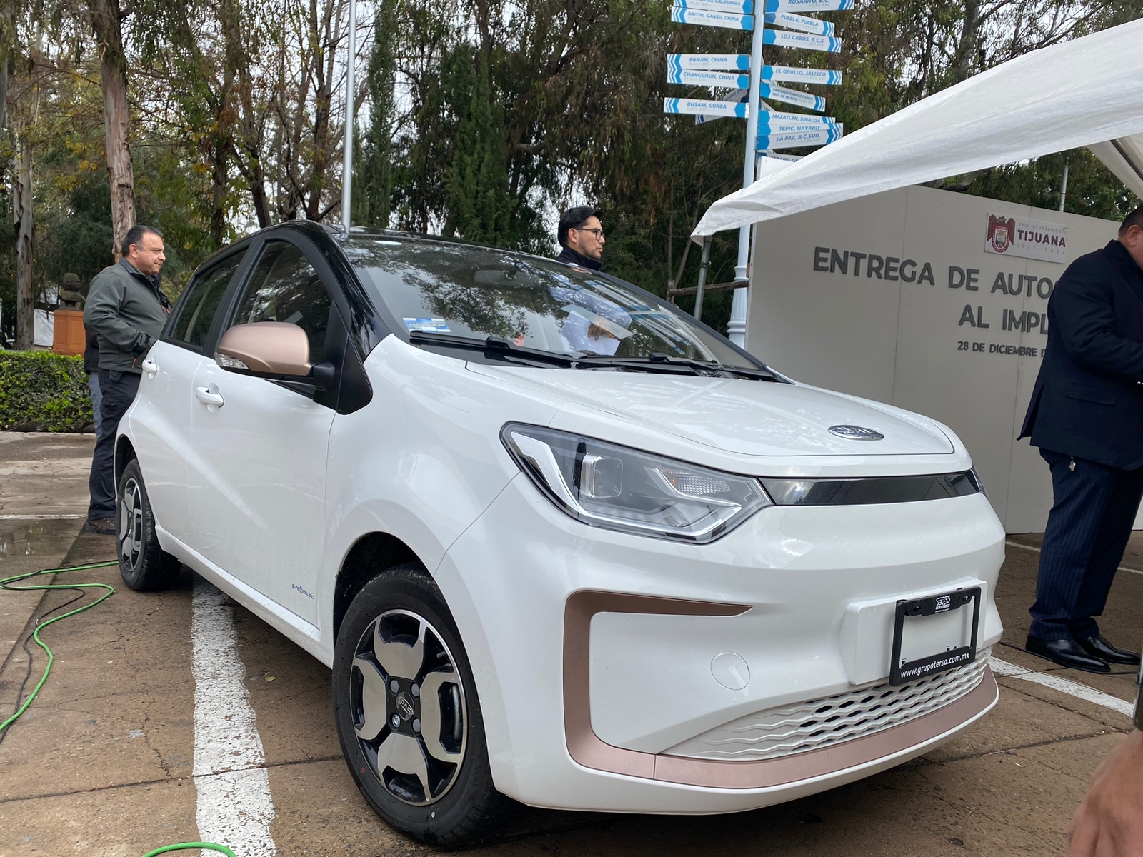 Compran autos eléctricos para el Ayuntamiento de Tijuana