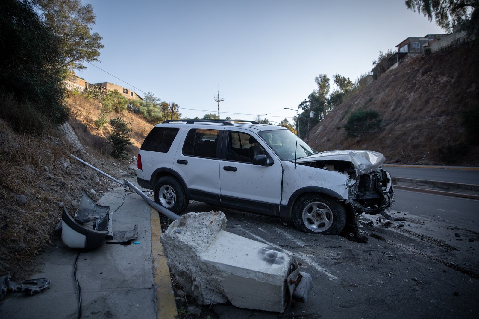 Choque en avenida Guadalajara deja lesionado y caos vial