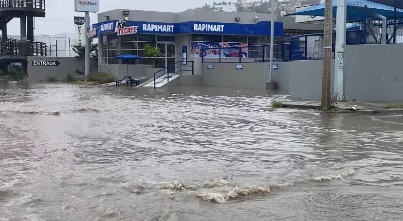 [VIDEOS] ¡Ya se empezó a inundar Tijuana!