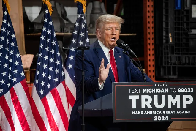 Donald Trump durante un discurso de campaña en Michigan IFOTO: Web