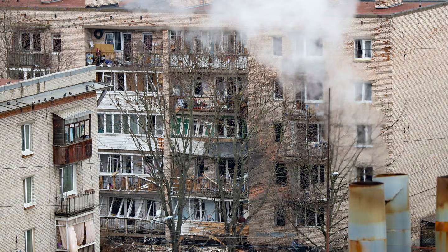 A Russian drone crashes into a Ukrainian building: 4 dead and several injured