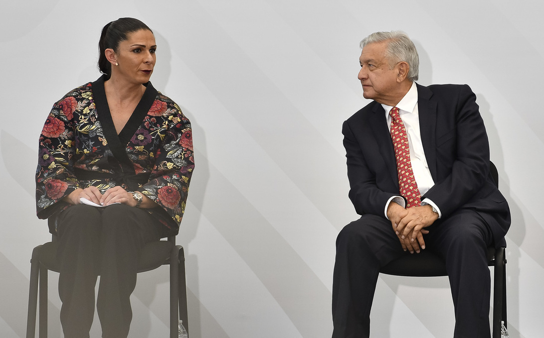 Defiende AMLO a Ana Gabriela Guevara y su desempeño frente a la CONADE