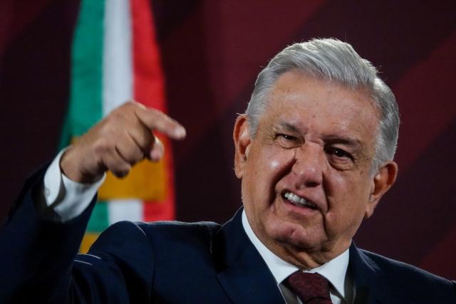 “Mi hijo Andrés no es corrupto como Loret de Mola”: AMLO