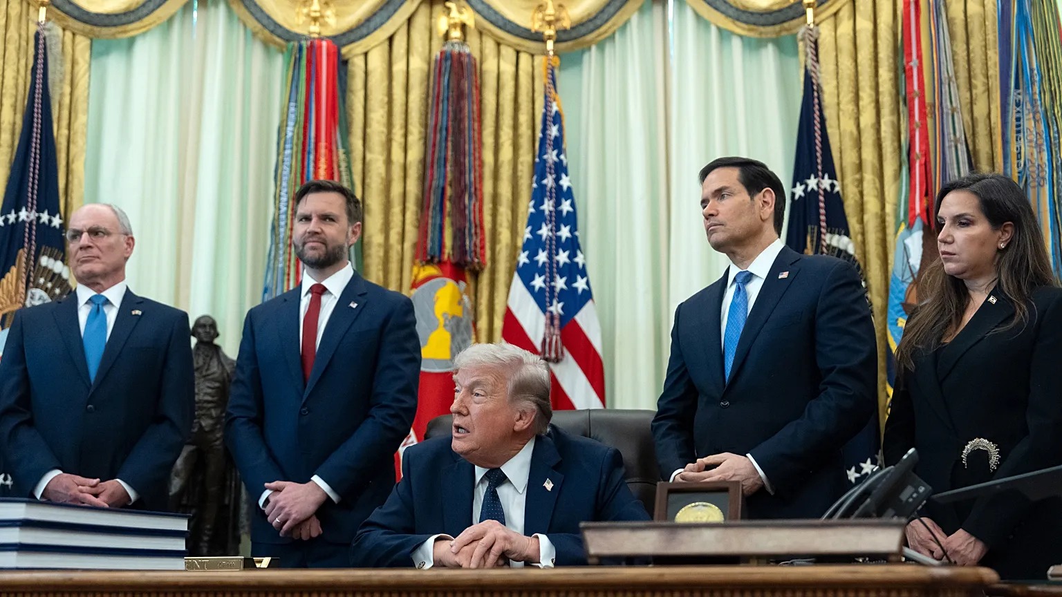 Reportan que Trump buscó establecer contacto directo con Hezbollah, según Middle East Eye