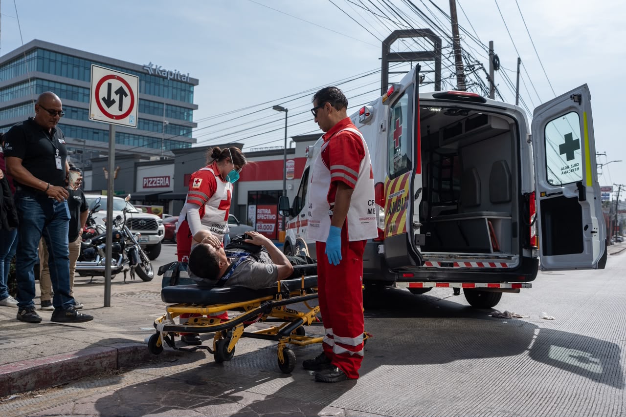 TIJUANA: Hombre resulta lesionado tras ser atropellado en bulevar Agua Caliente