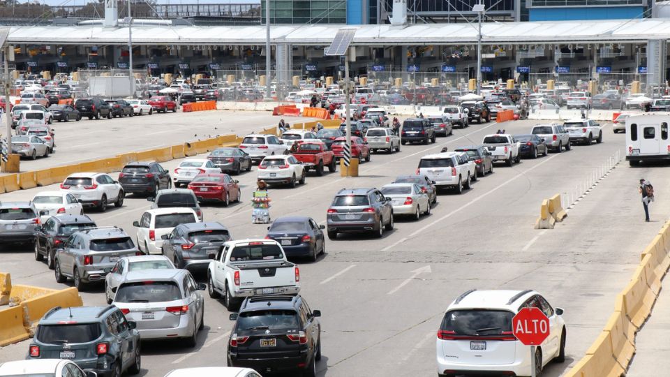 Agregan seis carriles a garita peatonal de Otay