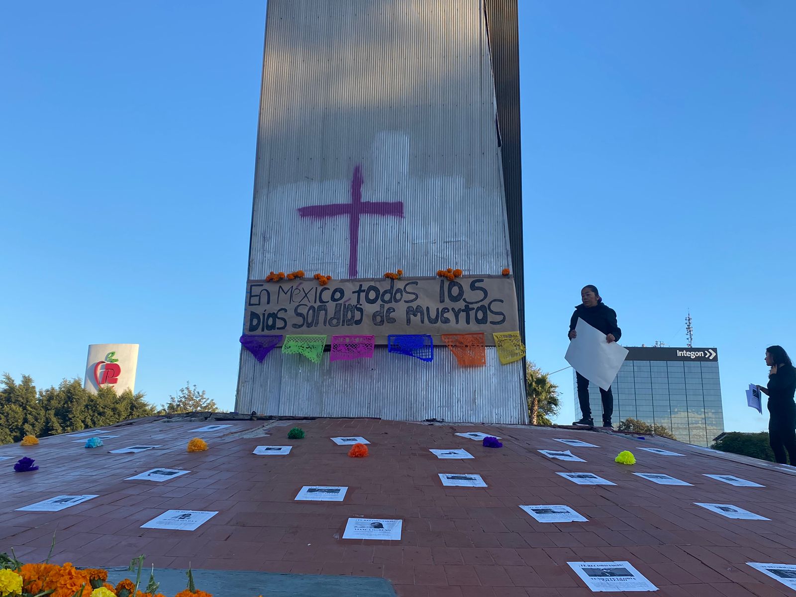 Realizan conmemoración en las Tijeras a mujeres víctimas de feminicidio en México