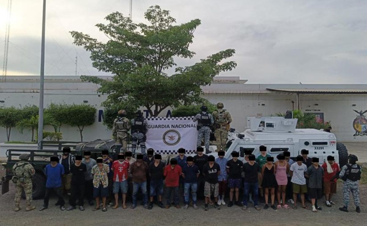Detienen a 28 presuntos integrantes del Cártel del Pacífico en Mazatlán
