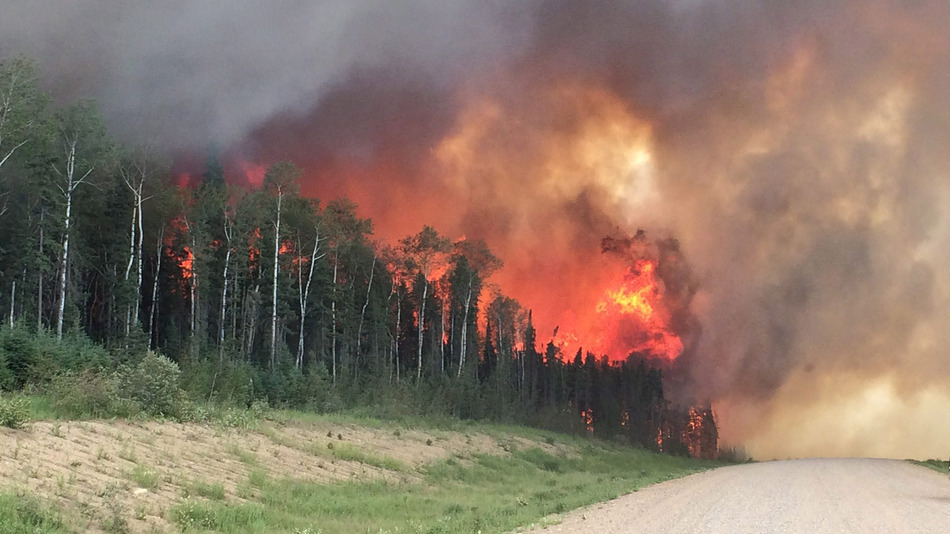 Contaminación y incendios forestales en Canadá
