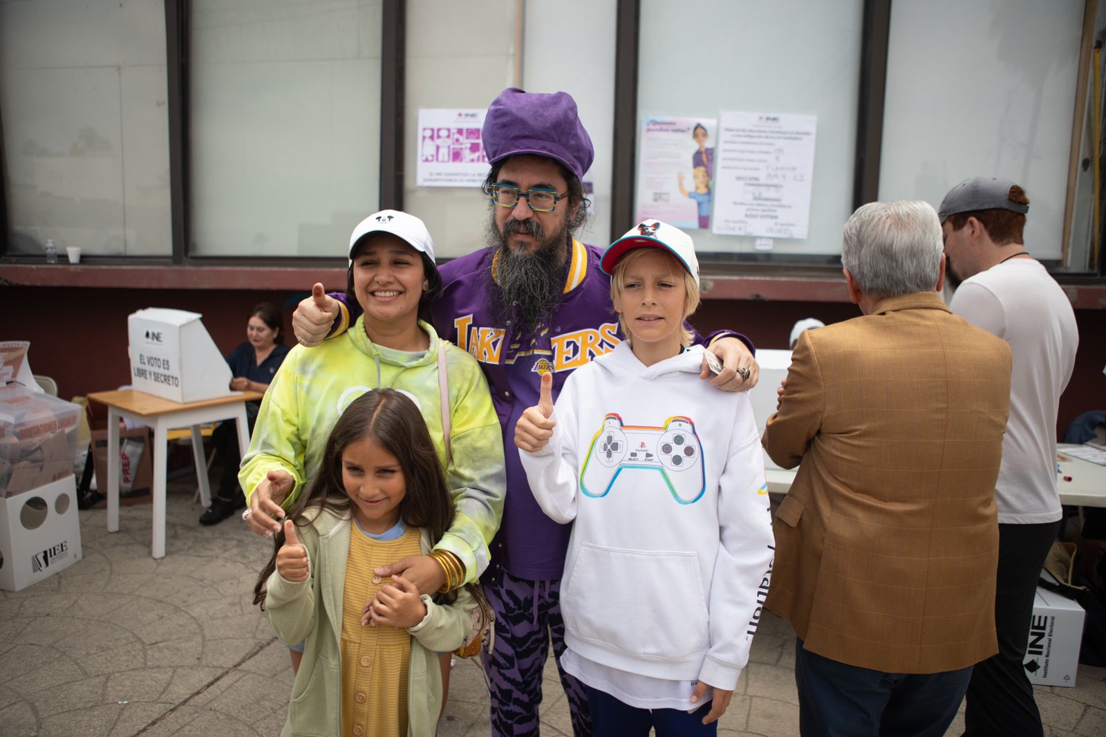 Expresa molestia ante la mala organización: Vota César Eduardo Hank