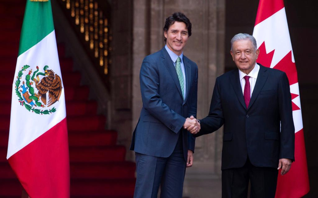 AMLO acepta en encuentro con Trudeau recibir empresas eléctricas canadienses que tengan diferencias en México