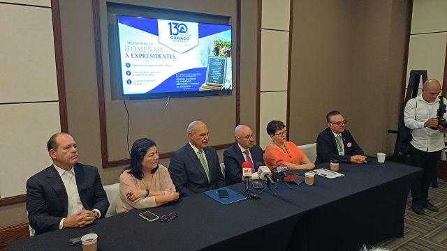 Comerciantes buscan resistir ante el panorama económico