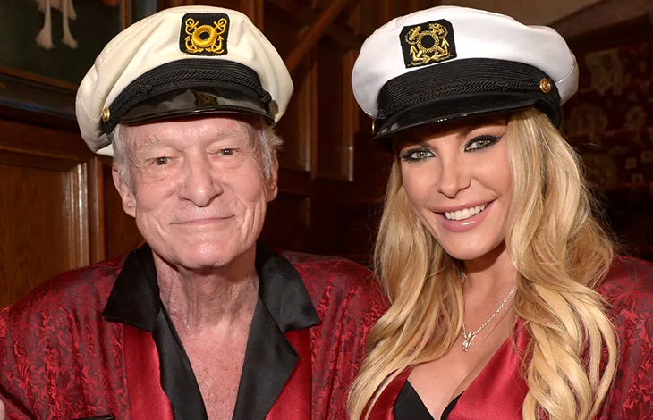 Hugh Hefner llegó a tomar tanta viagra que se quedó sordo