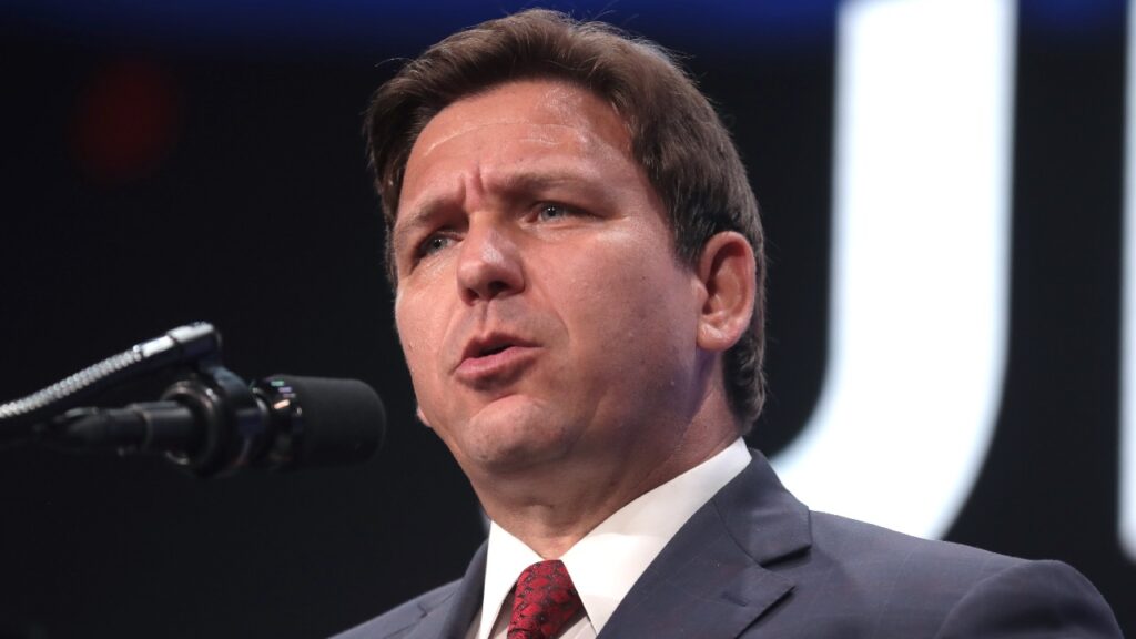 Va Ron DeSantis contra migrantes y carteles mexicanos