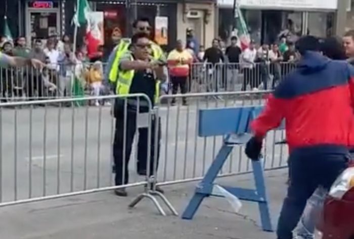 [VIDEO] Machete Fight Erupts During Patriotic Celebration: Chicago