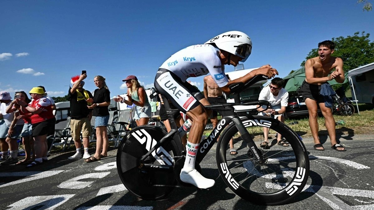 Isaac del Toro supera la etapa 17 y sigue en la pelea por el Tour de Francia