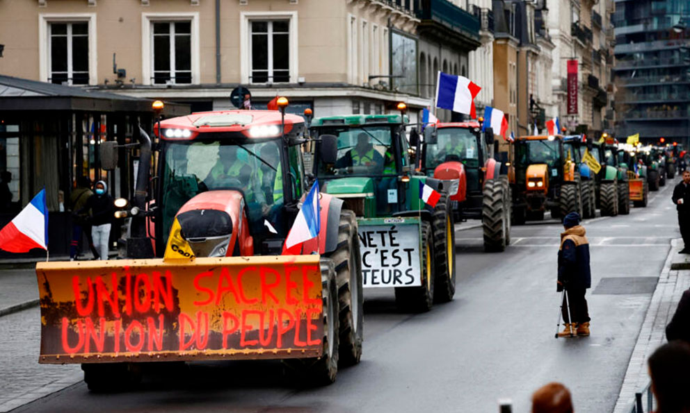 Se preparan agricultores para bloquear París este viernes